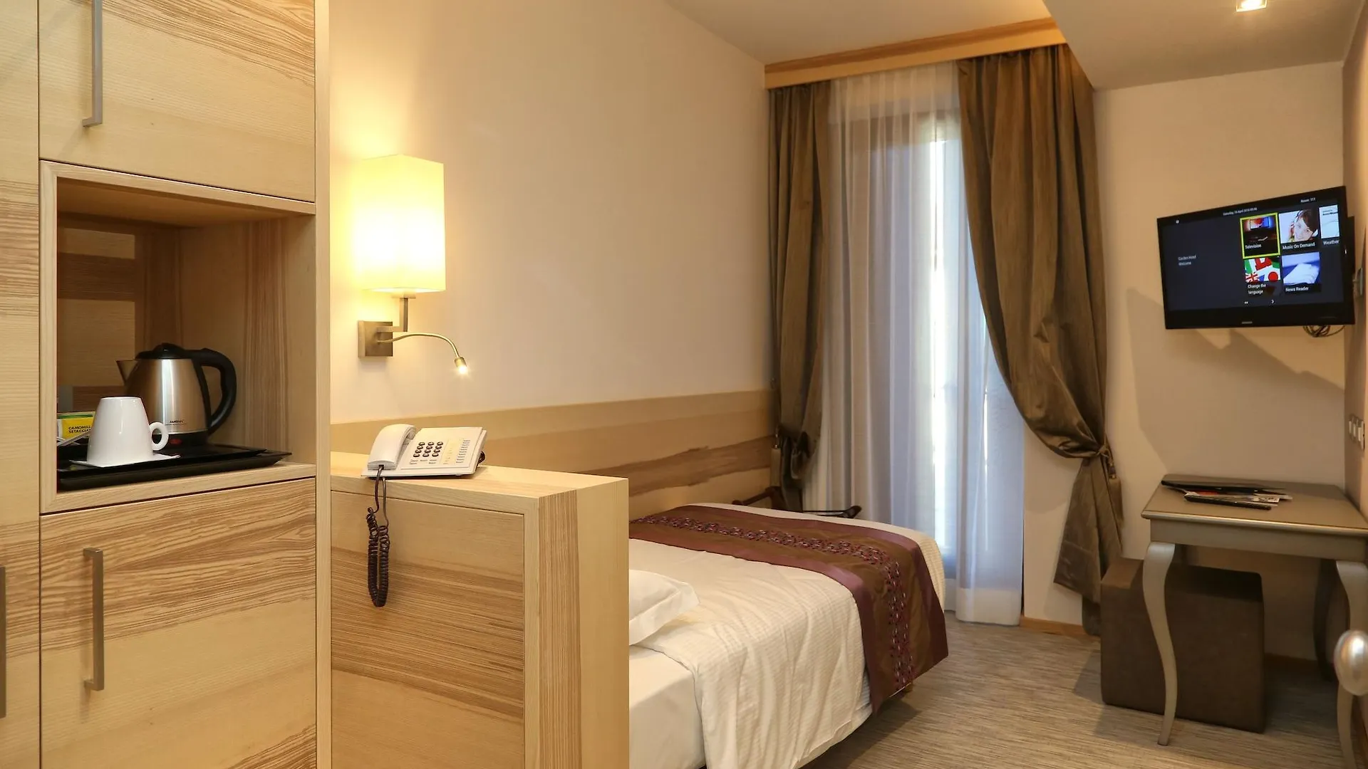 Hotel Garden Peschiera del Garda 3*,