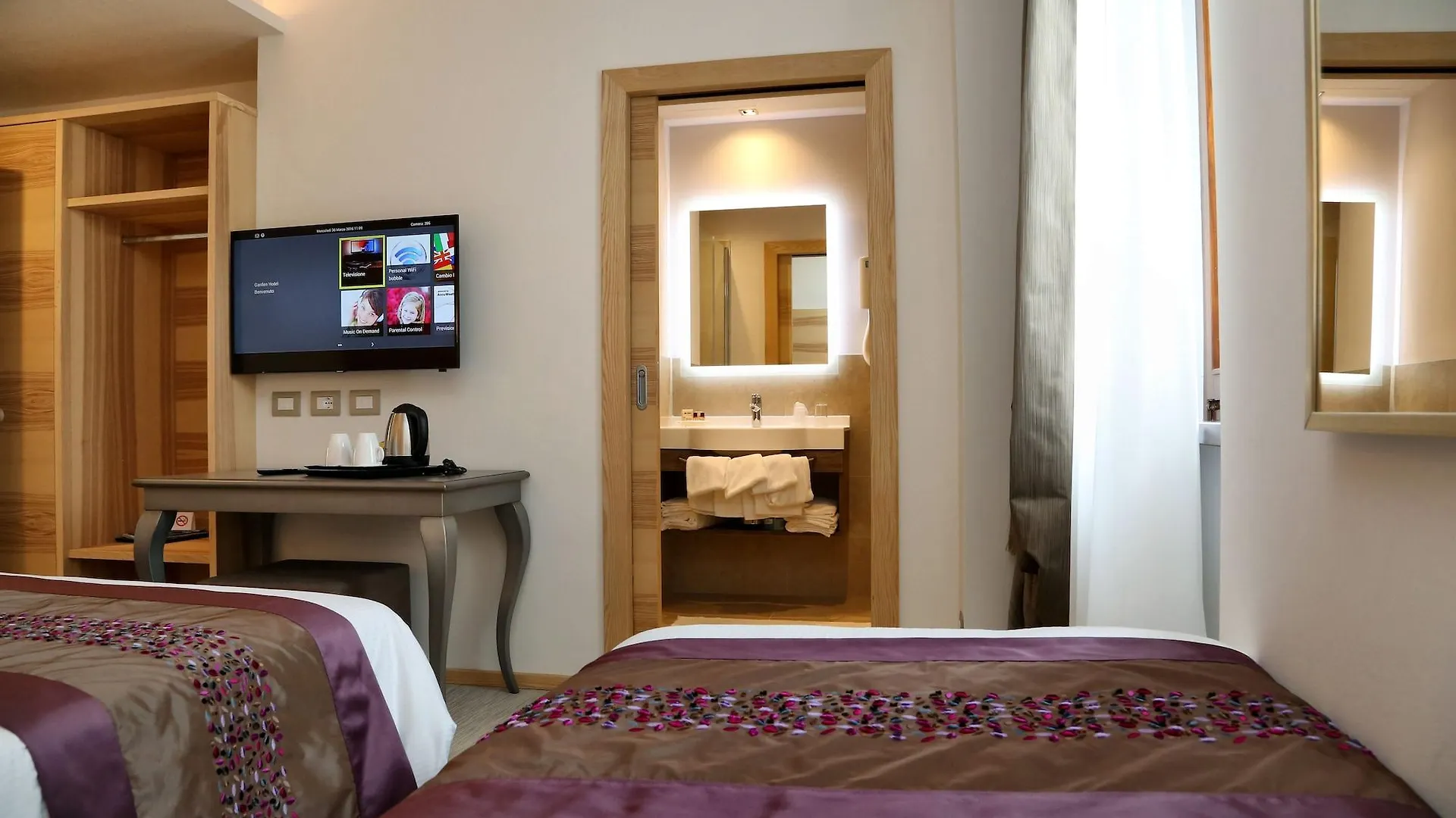 ***  Garden Hotel Peschiera del Garda Italy